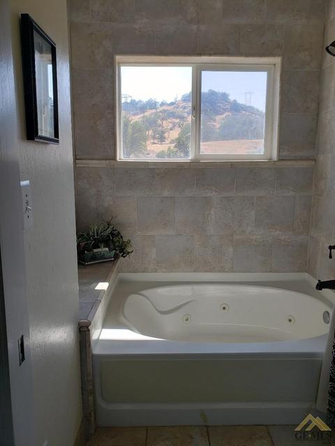 19040 Longhorn Ln, Tehachapi, CA 93561 photo 23