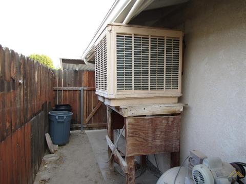 908 3rd St, Taft, CA 93268 photo 33