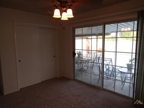 908 3rd St, Taft, CA 93268 photo 14