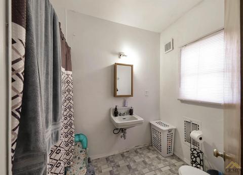 407 Jackson St, Taft, CA 93268 photo 12