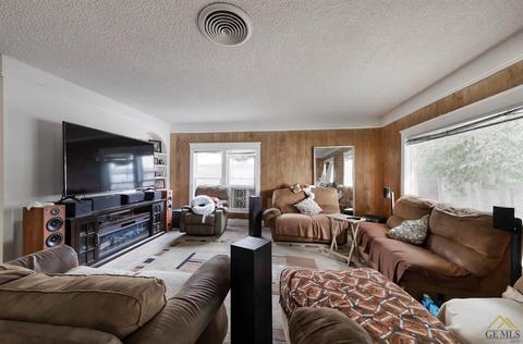 407 Jackson St, Taft, CA 93268 photo 5