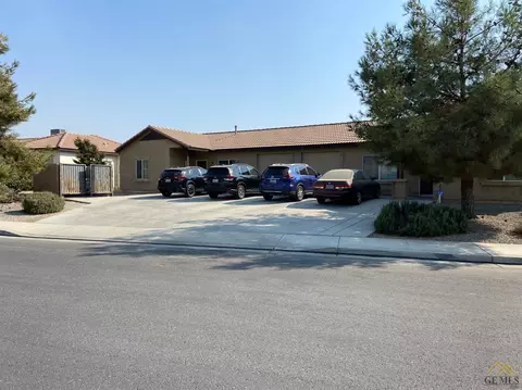 6701 Edgeview Dr, Bakersfield, CA 93306 photo 2