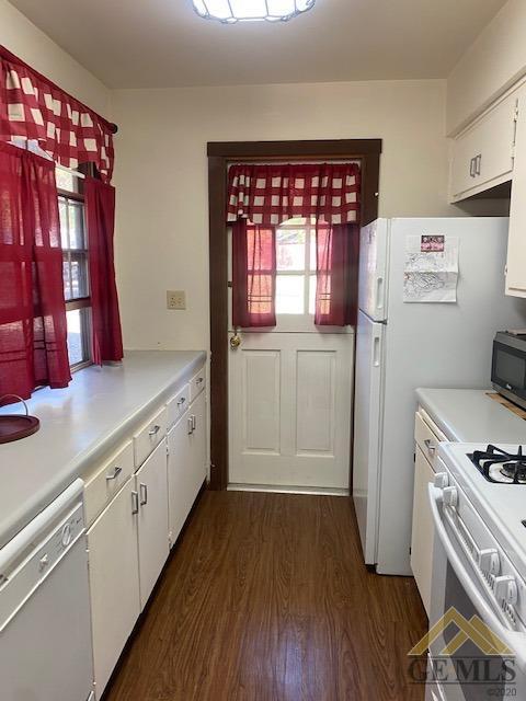 29 Village Ln, Tehachapi, CA 93561 photo 4