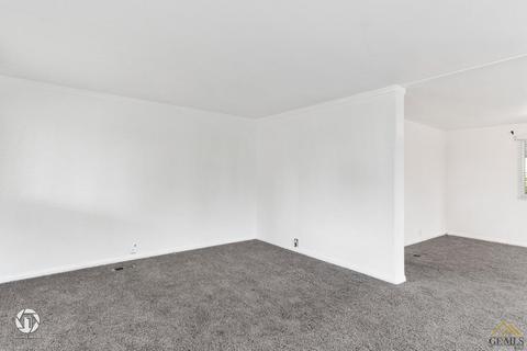 31 Tee Ln, Bakersfield, CA 93308 photo 11