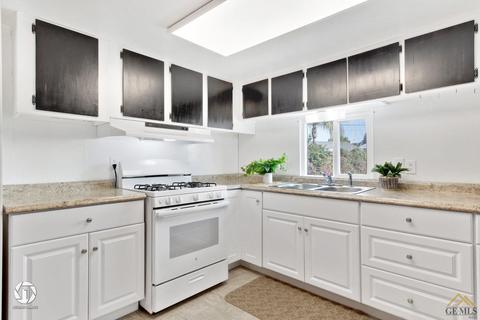 31 Tee Ln, Bakersfield, CA 93308 photo 17