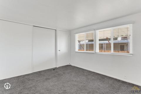 31 Tee Ln, Bakersfield, CA 93308 photo 25