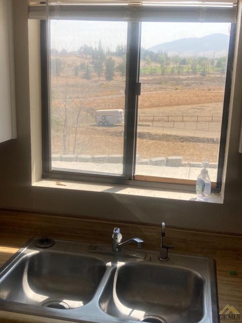 19612 Iris Way, Tehachapi, CA 93561 photo 24