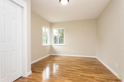 1908 Spring Way, Bakersfield, CA 93306 photo 29