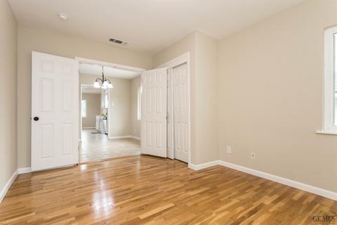 1908 Spring Way, Bakersfield, CA 93306 photo 30