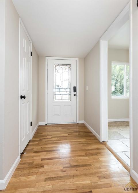 1908 Spring Way, Bakersfield, CA 93306 photo 9