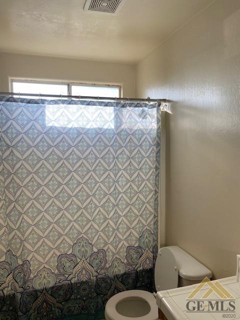 9804 Buzz, Lamont, CA 93241 photo 6