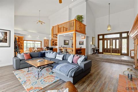 23750 Crystal Lake Ln, Tehachapi, CA 93561 photo 8