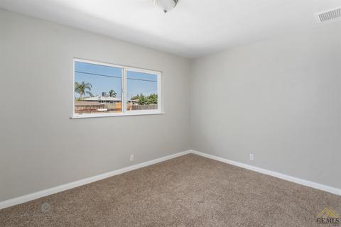 314 Atlantic Ave, Shafter, CA 93263 photo 12