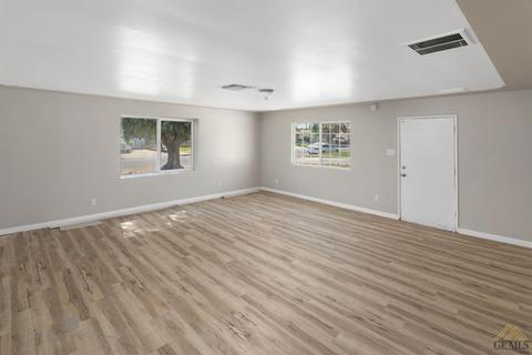 314 Atlantic Ave, Shafter, CA 93263 photo 9