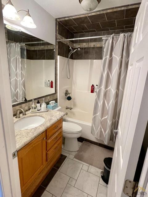 323 D St, Taft, CA 93268 photo 24