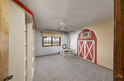 11664 Valpredo Rd, Bakersfield, CA 93313 photo 10