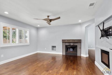 9501 Bard Ct, Bakersfield, CA 93311 photo 5