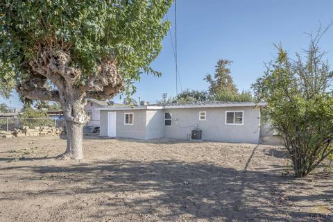 8308 Palm Ave, Lamont, CA 93241 photo 6