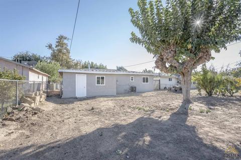 8308 Palm Ave, Lamont, CA 93241 photo 5