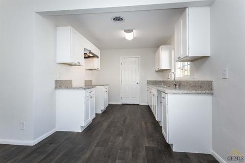 8308 Palm Ave, Lamont, CA 93241 photo 10