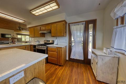 23961 Breech Ct, Tehachapi, CA 93561 photo 22