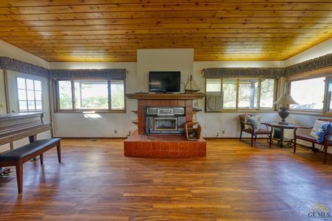 23961 Breech Ct, Tehachapi, CA 93561 photo 16