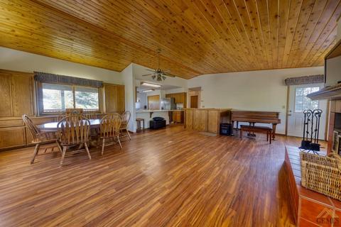 23961 Breech Ct, Tehachapi, CA 93561 photo 14