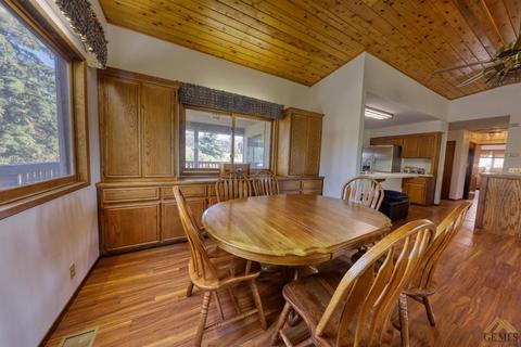 23961 Breech Ct, Tehachapi, CA 93561 photo 17