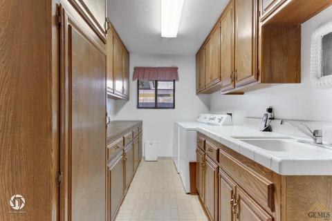 5212 Deville Ct, Bakersfield, CA 93308 photo 35