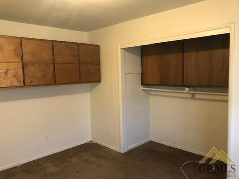 21127 Sierra Vista Dr, Tehachapi, CA 93561 photo 11