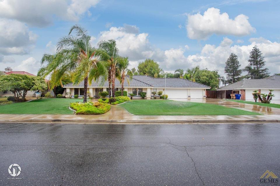 11311 Cedarhaven Ave, Bakersfield, CA 93312 28 Photos MLS