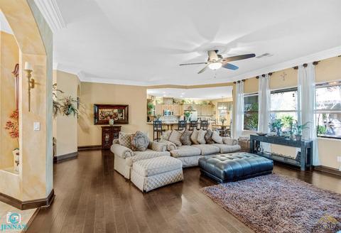 10102 Barnes Dr, Bakersfield, CA 93311 photo 9