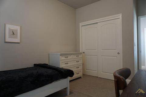 9004 Brook Shadow Way, Shafter, CA 93263 photo 18
