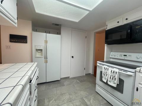 12420 Backdrop Ct, Bakersfield, CA 93306 photo 26