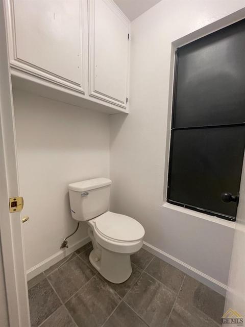 12420 Backdrop Ct, Bakersfield, CA 93306 photo 33