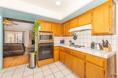 3914 Clancy Ct, Bakersfield, CA 93311 photo 13