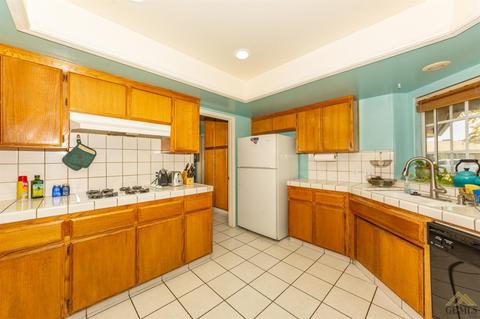 3914 Clancy Ct, Bakersfield, CA 93311 photo 14