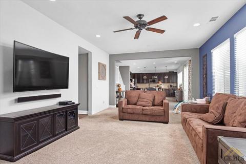 15925 Quintero Pl, Bakersfield, CA 93314 photo 5