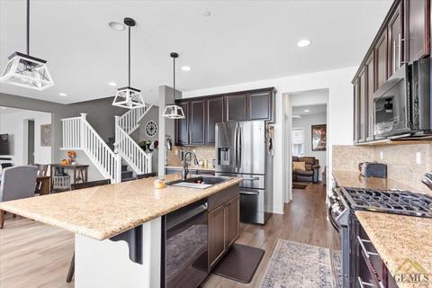 15925 Quintero Pl, Bakersfield, CA 93314 photo 9