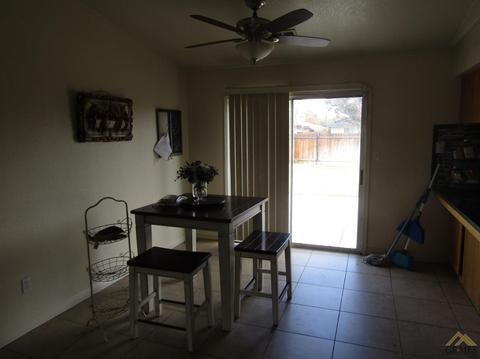282 Fuller St, Shafter, CA 93263 photo 10