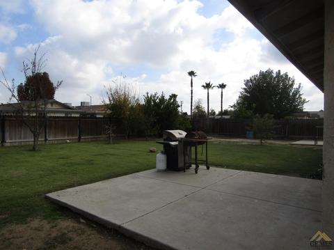 282 Fuller St, Shafter, CA 93263 photo 24