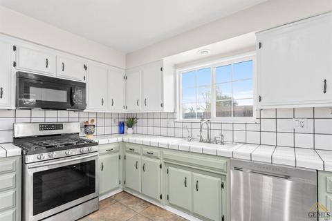 21420 Santa Barbara Dr, Tehachapi, CA 93561 photo 12