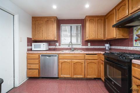 413 Stable Ave, Bakersfield, CA 93307 photo 5