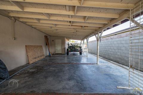413 Stable Ave, Bakersfield, CA 93307 photo 18