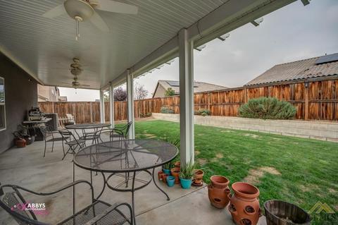 9320 Red Pine Dr, Shafter, CA 93263 photo 19