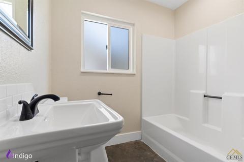 421 Naylor Ave, Taft, CA 93268 photo 16