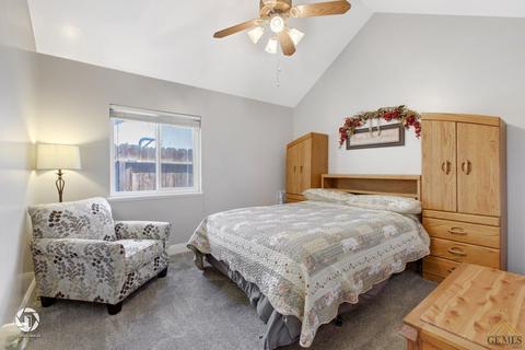 10907 Dee Dee Ave, Bakersfield, CA 93312 photo 25