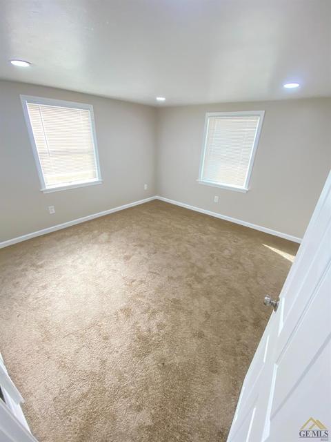 18822 Beech Ave, Shafter, CA 93263 photo 6
