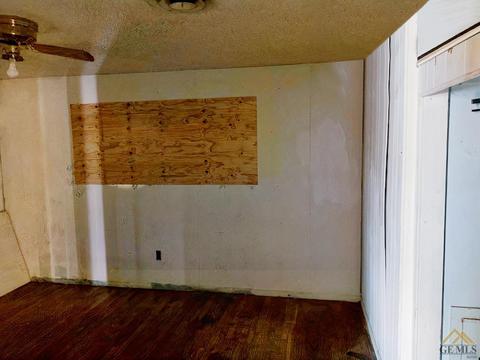 201 Warren St, Taft, CA 93268 photo 9