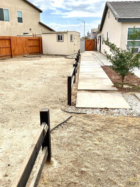 5804 Esmerelda Ave, Bakersfield, CA 93313 photo 24